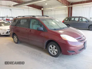 2006 Toyota Sienna CE z VIN 5TDZA23C06S495845, wystawiony jako IAAI lot #42322669 z przebiegiem 361 958 mil mil oraz . Historia ofert i sprzedaży dostępna na DreamBid. Obrazek 1.