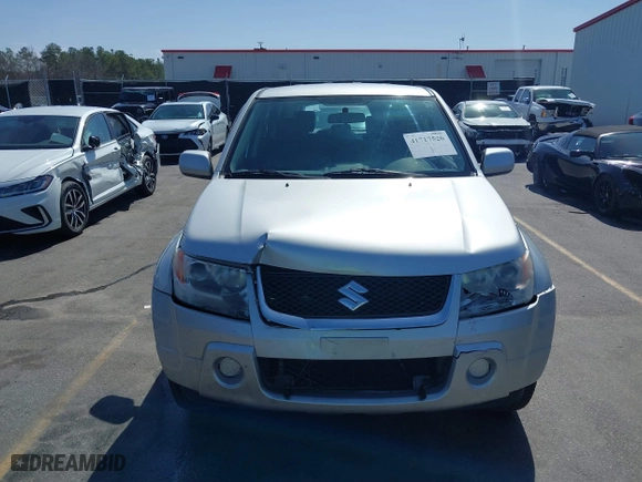 2007 Suzuki Grand Vitara with VIN JS3TE941774203347, listed as a IAAI auction lot 41717520 with 175,743 mi miles. Bid and sale history available at carsss.com. Image 12.