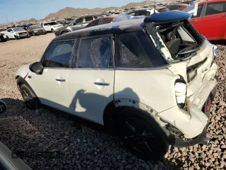 2021 MINI Hardtop 4 Door Oxford Edition с VIN WMWXU7C08M2P23335, выставлен на аукционе Copart как лот 84105974 с пробегом 36 213 миль миль и Списание • Salvage title. История ставок и продаж доступна на DreamBid. Изображение 2.
