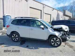 2018 Subaru Forester Limited with VIN JF2SJAJC2JH535484, listed as a IAAI auction lot 41587820 with 91,917 mi miles. Bid and sale history available at carsss.com. Image 14.