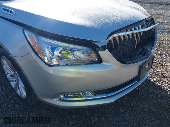 2014 Buick LaCrosse with VIN 1G4GA5G33EF215381, listed as a IAAI auction lot 42092301 with 36,625 mi miles. Bid and sale history available at carsss.com. Image 6.
