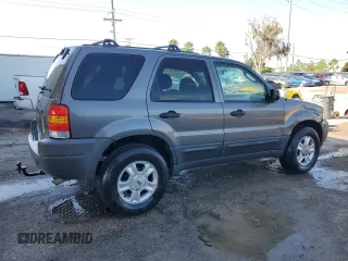 2004 Ford Escape XLT with VIN 1FMYU03154KA96127, listed as a Copart auction lot 71851434 with 168,773 mi miles and Salvage Title. Bid and sale history available at carsss.com. Image 3.