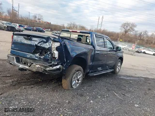 2019 Chevrolet Silverado 1500 LTZ with VIN 3GCUYGED4KG159973, listed as a IAAI auction lot 41210958 with 32,046 mi miles. Bid and sale history available at carsss.com. Image 4.