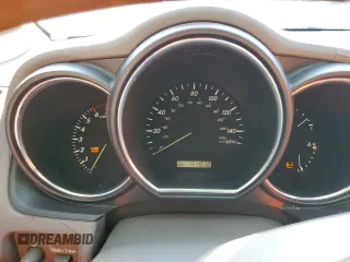 2004 Lexus RX 330 with VIN JTJHA31UX40013165, listed as a Copart auction lot 61040094 with 184,872 mi miles and Salvage Title. Bid and sale history available at carsss.com. Image 9.