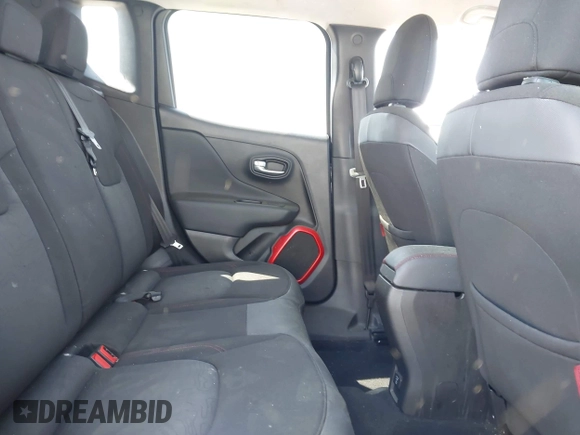 2017 Jeep Renegade Deserthawk z VIN ZACCJBCBXHPE70318, wystawiony jako IAAI lot #41922391 z przebiegiem Nie podano mil oraz . Historia ofert i sprzedaży dostępna na DreamBid. Obrazek 8.
