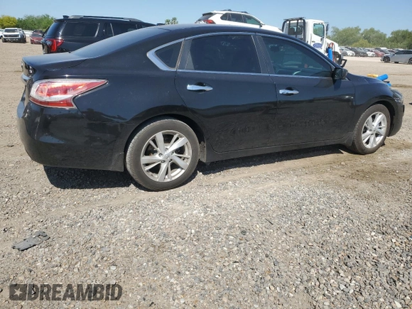 2015 Nissan Altima SV z VIN 1N4AL3AP0FC241787, wystawiony jako Copart lot #52039465 z przebiegiem 158 922 mil mil oraz Czysty tytuł • Clean title. Historia ofert i sprzedaży dostępna na DreamBid. Obrazek 3.