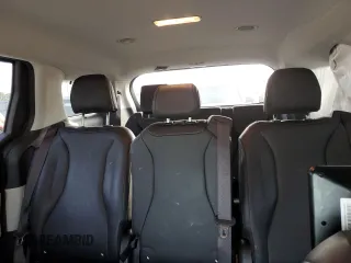 2022 Kia Carnival SX with VIN KNDNE5H30N6143425, listed as a Copart auction lot 53691444 with 73,588 mi miles and Salvage Title. Bid and sale history available at carsss.com. Image 10.