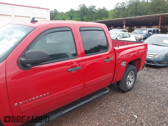 2007 Chevrolet Silverado 1500 LS with VIN 3GCEC13C07G546053, listed as a IAAI auction lot 42125119 with 201,358 mi miles. Bid and sale history available at carsss.com. Image 6.