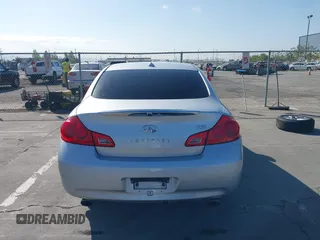 2008 Infiniti G35 Journey with VIN JNKBV61E28M212313, listed as a IAAI auction lot 42131325 with 143,123 mi miles. Bid and sale history available at carsss.com. Image 16.