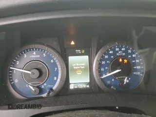2020 Toyota Sienna LE с VIN 5TDJZ3DCXLS244904, выставлен на аукционе Copart как лот 49232455 с пробегом 125 791 миль миль и На запчасти • Non repairable. История ставок и продаж доступна на DreamBid. Изображение 9.