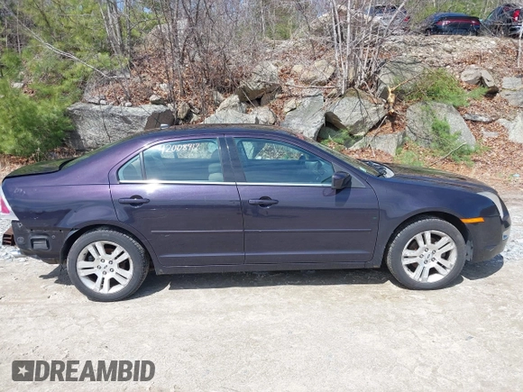 2007 Ford Fusion SEL with VIN 3FAHP02197R189283, listed as a IAAI auction lot 42008917 with 139,508 mi miles. Bid and sale history available at carsss.com. Image 14.