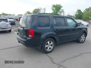 2011 Honda Pilot EX-L with VIN 5FNYF4H61BB078003, listed as a IAAI auction lot 42181724 with 327,236 mi miles and . Bid and sale history available at carsss.com. Image 4.
