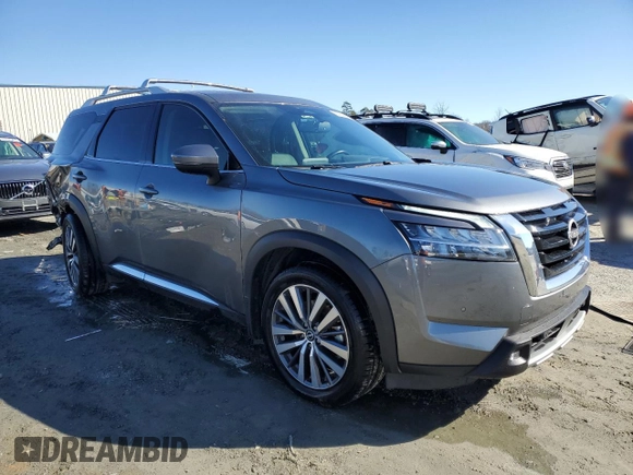 2022 Nissan Pathfinder Platinum z VIN 5N1DR3DH8NC203566, wystawiony jako Copart lot #88959685 z przebiegiem 43 585 mil mil oraz Szkoda całkowita • Salvage title. Historia ofert i sprzedaży dostępna na DreamBid. Obrazek 4.