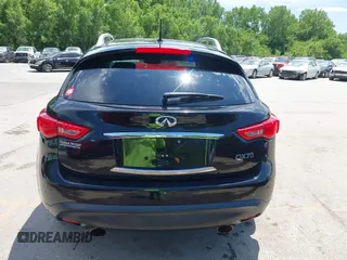 2015 Infiniti QX70 with VIN JN8CS1MW1FM482625, listed as a IAAI auction lot 42332365 with 88,912 mi miles and . Bid and sale history available at DreamBid. Image 16.