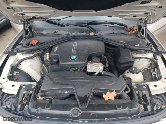 2014 BMW 3 Series 328i xDrive with VIN WBA3B5C59EP652476, listed as a Copart auction lot 51870905 with 0 mi miles and Clean Title. Bid and sale history available at carsss.com. Image 11.