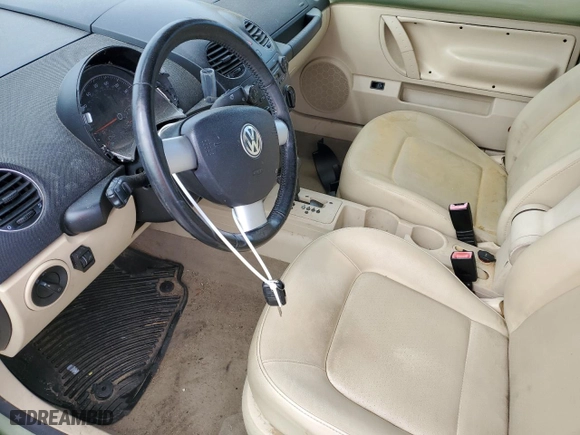 2008 Volkswagen New Beetle Convertible SE with VIN 3VWRG31Y78M415542, listed as a Copart auction lot 46324915 with 75,917 mi miles and Salvage Title. Bid and sale history available at carsss.com. Image 7.