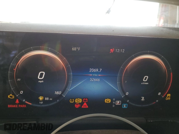2023 Mercedes-Benz GLA 250 z VIN W1N4N4GB0PJ519063, wystawiony jako Copart lot #50800475 z przebiegiem 32 646 mil mil oraz Szkody całkowita. Historia ofert i sprzedaży dostępna na DreamBid. Obrazek 9.