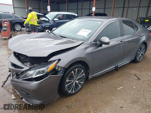 2019 Toyota Camry LE z VIN 4T1B11HK0KU715515, wystawiony jako IAAI lot #42155492 z przebiegiem 114 091 mil mil oraz . Historia ofert i sprzedaży dostępna na DreamBid. Obrazek 17.