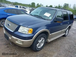 2005 Ford Expedition Eddie Bauer with VIN 1FMPU17555LB13549, listed as a IAAI auction lot 41869759 with 119,851 mi miles. Bid and sale history available at carsss.com. Image 2.