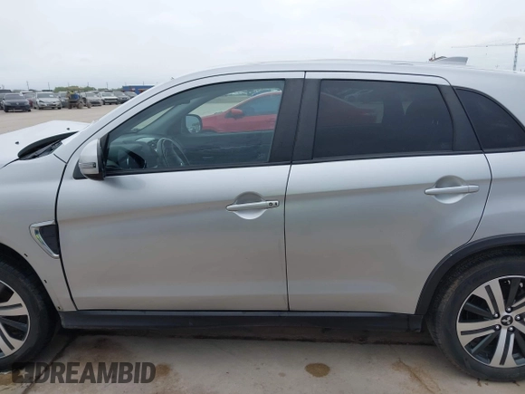 2021 Mitsubishi Outlander SE z VIN JA4APVAU7MU015876, wystawiony jako IAAI lot #42033891 z przebiegiem 86 846 mil mil oraz . Historia ofert i sprzedaży dostępna na DreamBid. Obrazek 14.