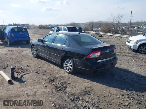 2008 Mercury Milan z VIN 3MEHM01108R628763, wystawiony jako IAAI lot #41667525 z przebiegiem 217 905 mil mil oraz . Historia ofert i sprzedaży dostępna na DreamBid. Obrazek 3.