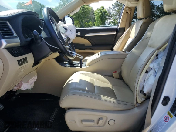2017 Toyota Highlander XLE with VIN 5TDKZRFH3HS521741, listed as a Copart auction lot 55981365 with 91,680 mi miles and Salvage title. Bid and sale history available at DreamBid. Image 7.