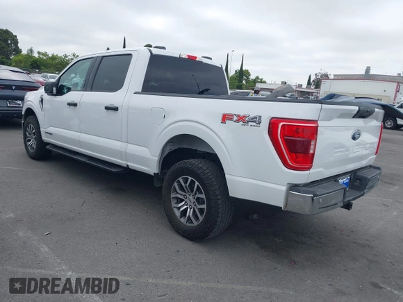 2021 Ford F-150 XL z VIN 1FTFW1E16MFC73480, wystawiony jako IAAI lot #42431172 z przebiegiem 67 041 mil mil oraz . Historia ofert i sprzedaży dostępna na DreamBid. Obrazek 3.