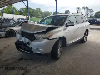 2012 Toyota Highlander Limited z VIN 5TDDK3EH6CS108703, wystawiony jako Copart lot #62682645 z przebiegiem 138 150 mil mil oraz Szkoda całkowita • Salvage title. Historia ofert i sprzedaży dostępna na DreamBid. Obrazek 1.