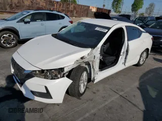 2021 Nissan Sentra S z VIN 3N1AB8BV1MY267815, wystawiony jako Copart lot #51980695 z przebiegiem 42 823 mil mil oraz Szkoda całkowita • Salvage title. Historia ofert i sprzedaży dostępna na DreamBid. Obrazek 1.