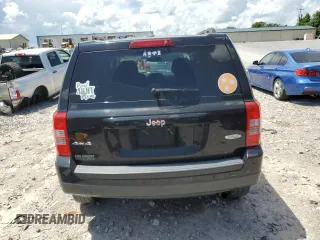 2015 Jeep Patriot High Altitude z VIN 1C4NJRFB5FD270763, wystawiony jako Copart lot #64679485 z przebiegiem 136 067 mil mil oraz Szkoda całkowita • Salvage title. Historia ofert i sprzedaży dostępna na DreamBid. Obrazek 6.