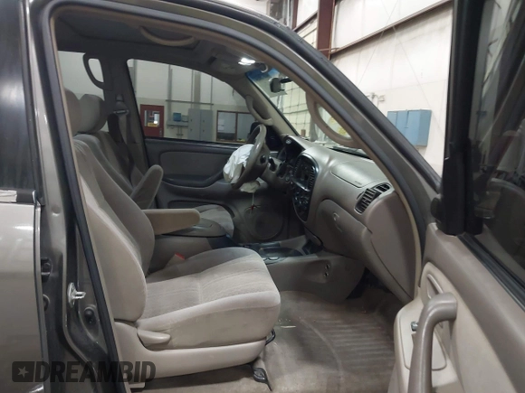 2005 Toyota Tundra SR5 with VIN 5TBDT441X5S474120, listed as a IAAI auction lot 41875834 with 253,304 mi miles and . Bid and sale history available at DreamBid. Image 5.