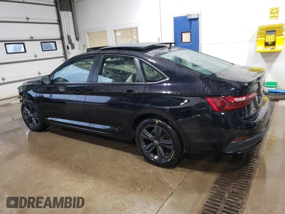 2024 Volkswagen Jetta SE with VIN 3VW7M7BU8RM017969, listed as a Copart auction lot 65220575 with 6,236 mi miles and Salvage title. Bid and sale history available at DreamBid. Image 2.