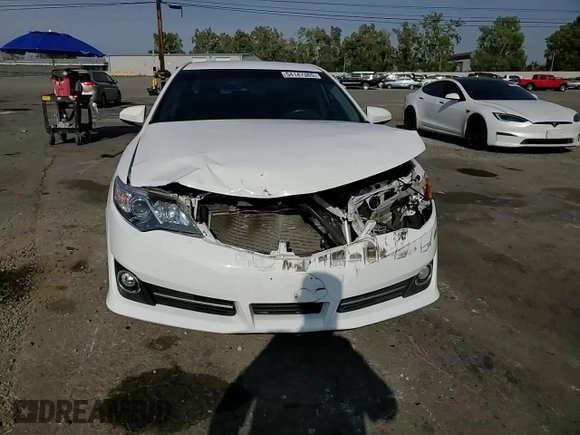 2013 Toyota Camry L with VIN 4T1BF1FK0DU658935, listed as a Copart auction lot 54147365 with 133,931 mi miles and Salvage Title. Bid and sale history available at carsss.com. Image 13.