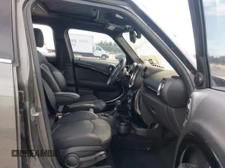 2014 MINI Countryman S with VIN WMWZC3C55EWP25697, listed as a IAAI auction lot 41797132 with Not Provided miles and . Bid and sale history available at DreamBid. Image 5.