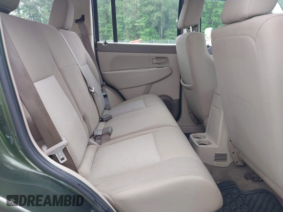 2008 Jeep Liberty Sport with VIN 1J8GN28K08W202274, listed as a IAAI auction lot 42186343 with 95,446 mi miles. Bid and sale history available at carsss.com. Image 8.