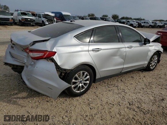 2016 Ford Fusion S with VIN 3FA6P0G76GR302613, listed as a Copart auction lot 82446384 with Not provided miles and Salvage title. Bid and sale history available at DreamBid. Image 3.