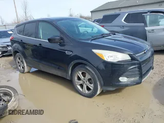2015 Ford Escape SE with VIN 1FMCU9GX8FUB65137, listed as a IAAI auction lot 41657516 with 145,944 mi miles. Bid and sale history available at carsss.com. Image 1.