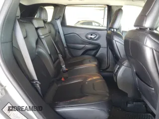 2019 Jeep Cherokee Trailhawk с VIN 1C4PJMBX0KD362032, выставлен на аукционе Copart как лот 61495195 с пробегом 49 028 миль миль и Списание • Salvage title. История ставок и продаж доступна на DreamBid. Изображение 11.