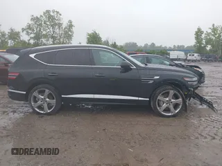 2023 Genesis GV80 z VIN KMUHCESCXPU139647, wystawiony jako IAAI lot #42308214 z przebiegiem 33 177 mil mil oraz . Historia ofert i sprzedaży dostępna na DreamBid. Obrazek 13.