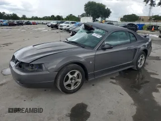 2003 Ford Mustang Standard z VIN 1FAFP404X3F310731, wystawiony jako Copart lot #57278375 z przebiegiem 151 268 mil mil oraz Szkoda całkowita • Salvage title. Historia ofert i sprzedaży dostępna na DreamBid. Obrazek 1.