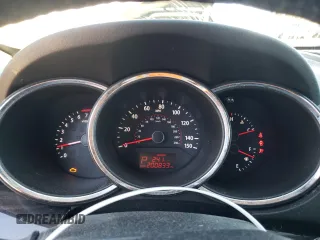 2011 Kia Sorento EX with VIN 5XYKU3A18BG034755, listed as a Copart auction lot 48055975 with 200,833 mi miles and Salvage Title. Bid and sale history available at carsss.com. Image 9.