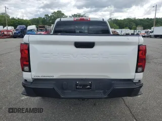2023 Chevrolet Colorado 2WD Work Truck z VIN 1GCPSBEK0P1180499, wystawiony jako Copart lot #62040235 z przebiegiem 33 983 mil mil oraz Szkoda całkowita • Salvage title. Historia ofert i sprzedaży dostępna na DreamBid. Obrazek 6.