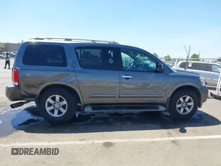 2014 Nissan Armada SV z VIN 5N1AA0NC3EN606418, wystawiony jako IAAI lot #42189969 z przebiegiem 120 912 mil mil oraz . Historia ofert i sprzedaży dostępna na DreamBid. Obrazek 13.