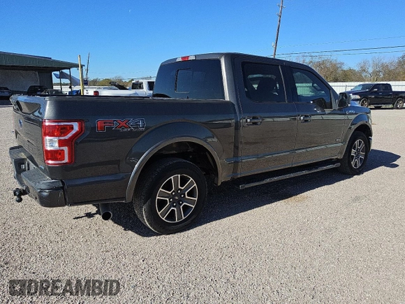 2016 Ford F-150 XL with VIN 1FTEW1CP4GKD28930, listed as a Copart auction lot 82823994 with 207,026 mi miles and Clean title. Bid and sale history available at DreamBid. Image 3.