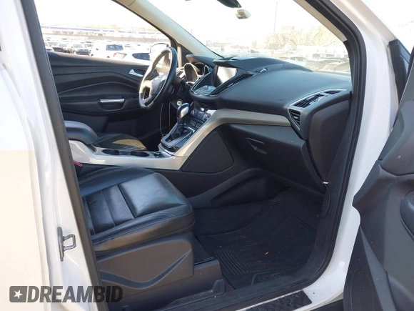 2013 Ford Escape SEL with VIN 1FMCU9HX2DUC40443, listed as a IAAI auction lot 42047208 with 194,413 mi miles. Bid and sale history available at carsss.com. Image 5.