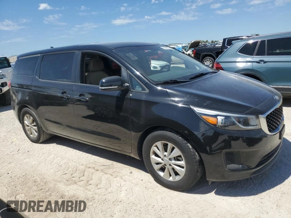 2017 Kia Sedona LX with VIN KNDMB5C13H6224112, listed as a Copart auction lot 70566624 with 101,794 mi miles and Clean Title. Bid and sale history available at DreamBid. Image 4.