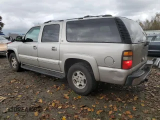 2004 Chevrolet Suburban Z71 with VIN 3GNFK16Z84G169384, listed as a Copart auction lot 76400574 with 298,885 mi miles and Clean Title. Bid and sale history available at carsss.com. Image 2.