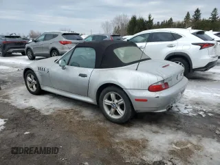 2002 BMW Z3 2.5i with VIN 4USCN33432LK51573, listed as a Copart auction lot 45689605 with 136,067 mi miles and Clean Title. Bid and sale history available at carsss.com. Image 2.