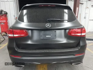 2017 Mercedes-Benz GLC 300 с VIN WDC0G4JB2HF165490, выставлен на аукционе IAAI как лот 42291062 с пробегом 128 363 миль миль и . История ставок и продаж доступна на DreamBid. Изображение 16.