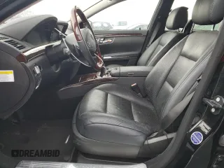 2013 Mercedes-Benz S 550 with VIN WDDNG7DB3DA527588, listed as a Copart auction lot 52543795 with 92,417 mi miles and Clean Title. Bid and sale history available at DreamBid. Image 7.